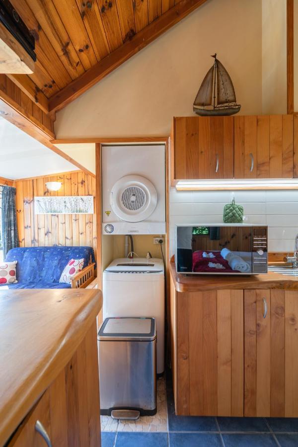Supacute Character Cottage, Wifi, Sky Tv, Spa Bath, Spa Bath, Dble Kayak And Possibly A Car! Palm Beach Εξωτερικό φωτογραφία